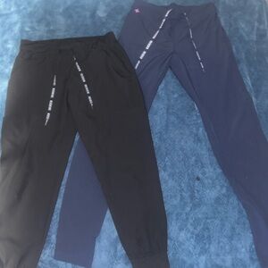 Med Couture Scrub bottoms, size XS